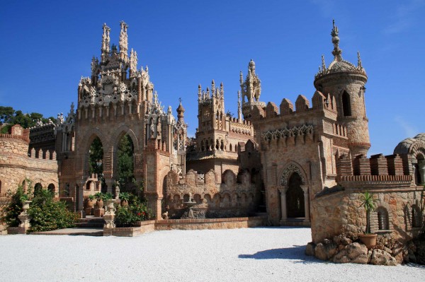 Castilo monumento colomares